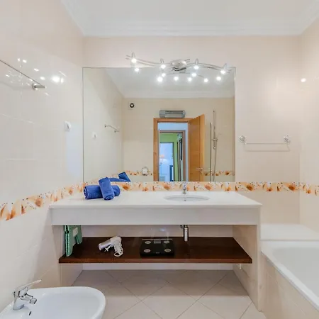 Mira By Interhome Armação de Pêra