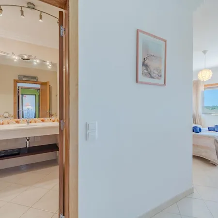 Mira By Interhome Apartman Armação de Pêra
